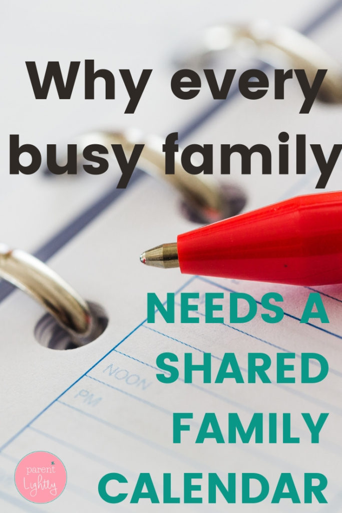 The busier your family, the more you need a shared family calendar! Learn how to make and maintain. | Working Mom Hacks | Working Mom Schedule | Productivity Tips | Family Routine