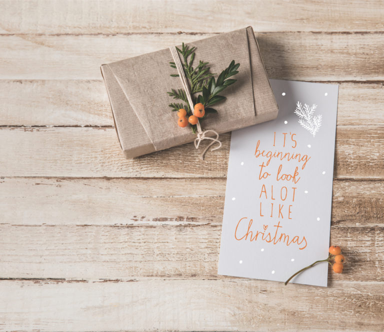Christmas Card Tips: Mail your Holiday Cards Early this Year